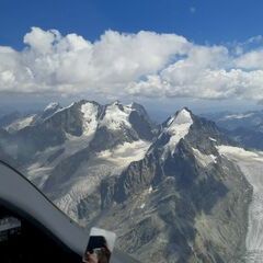 Flugwegposition um 11:58:13: Aufgenommen in der Nähe von Maloja, Schweiz in 3864 Meter